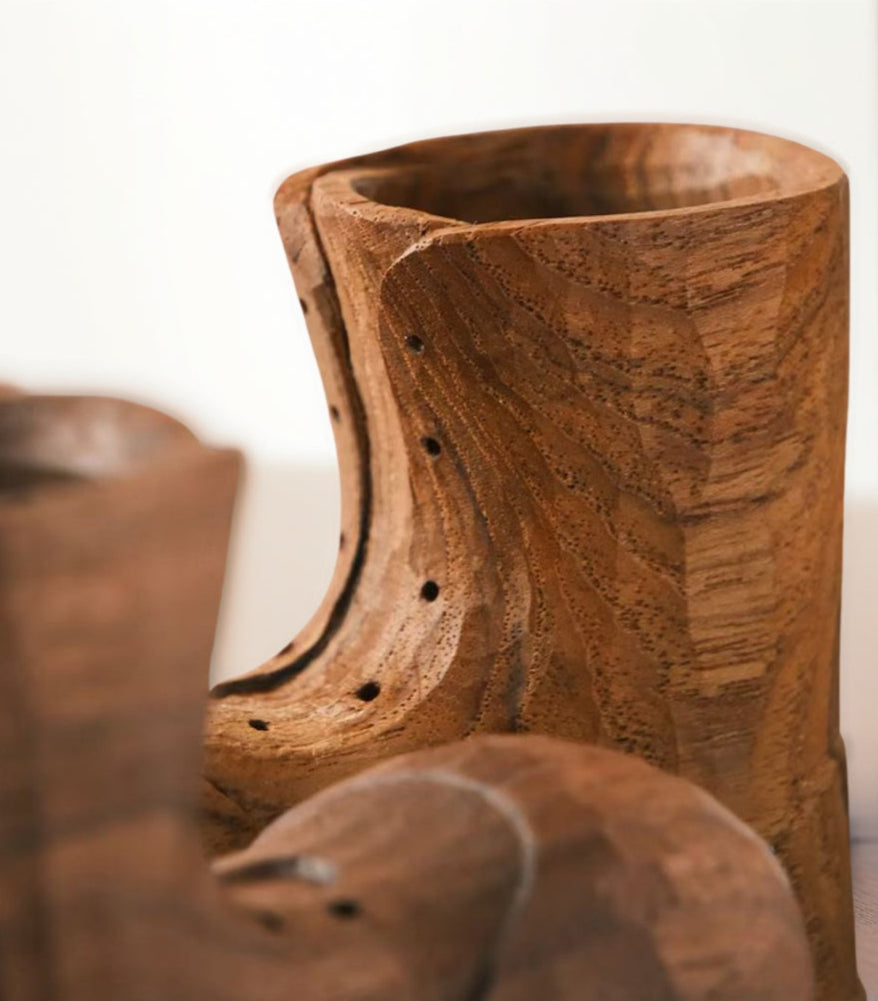 Crafted with meticulous artistry, this ​hand-carved shoe-shaped pen holder​ blends whimsical design with functional elegance. Made from sustainably sourced solid wood and finished with a non-toxic beeswax coating, it offers a ​scratch-resistant surface​ while maintaining eco-friendly integrity.