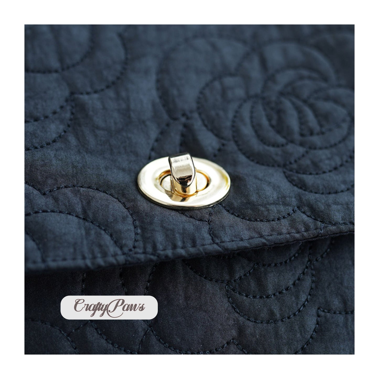Chinese Style Bag, Luxury Silk Purse for Women, Vintage Xiangyunsha (Gambiered Guangdong Silk) Crossbody Handbag with Camellia Design - Artisanal Mulberry Silk Clutch
