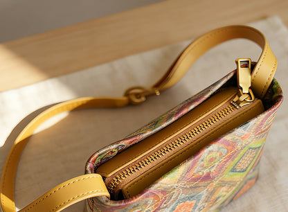 Xiangyunsha Four-Grid Crossbody Bucket Bag