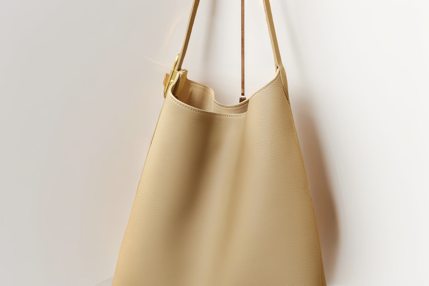 Minimalist Leather  for Women – Elegant Ivory Tote