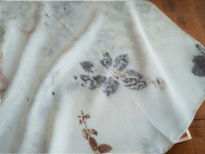 Jiaoluo Mulberry Silk Scarf – Lightweight Breathable Luxury Shawl