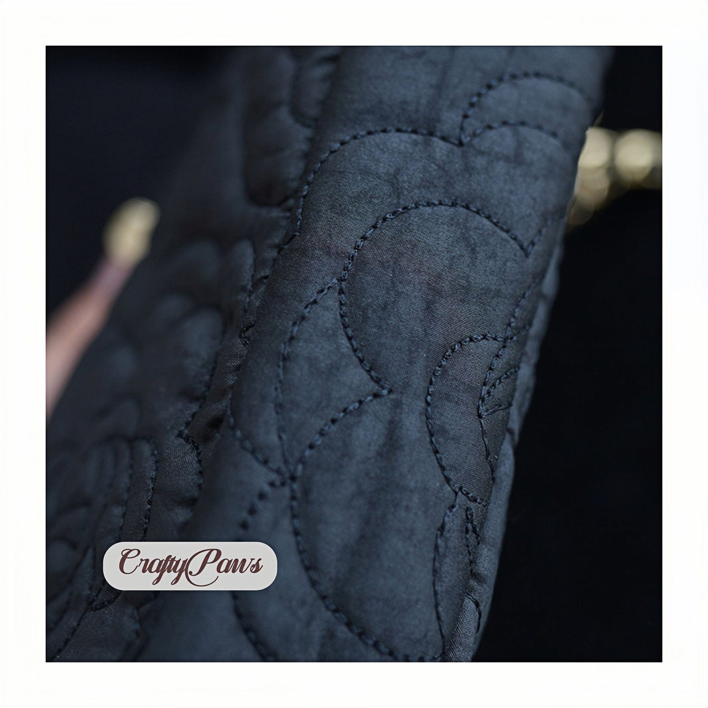 Chinese Style Bag, Luxury Silk Purse for Women, Vintage Xiangyunsha (Gambiered Guangdong Silk) Crossbody Handbag with Camellia Design - Artisanal Mulberry Silk Clutch