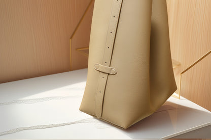Minimalist Leather  for Women – Elegant Ivory Tote